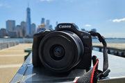 Demo Canon EOS R100 Mirrorless Camera with 18-45mm STM Lens C14